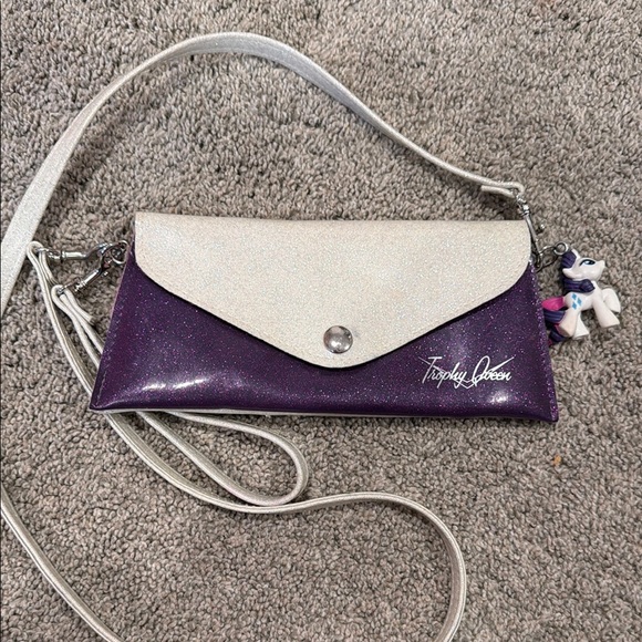 Handbags - Trophy Queen crossbody purse